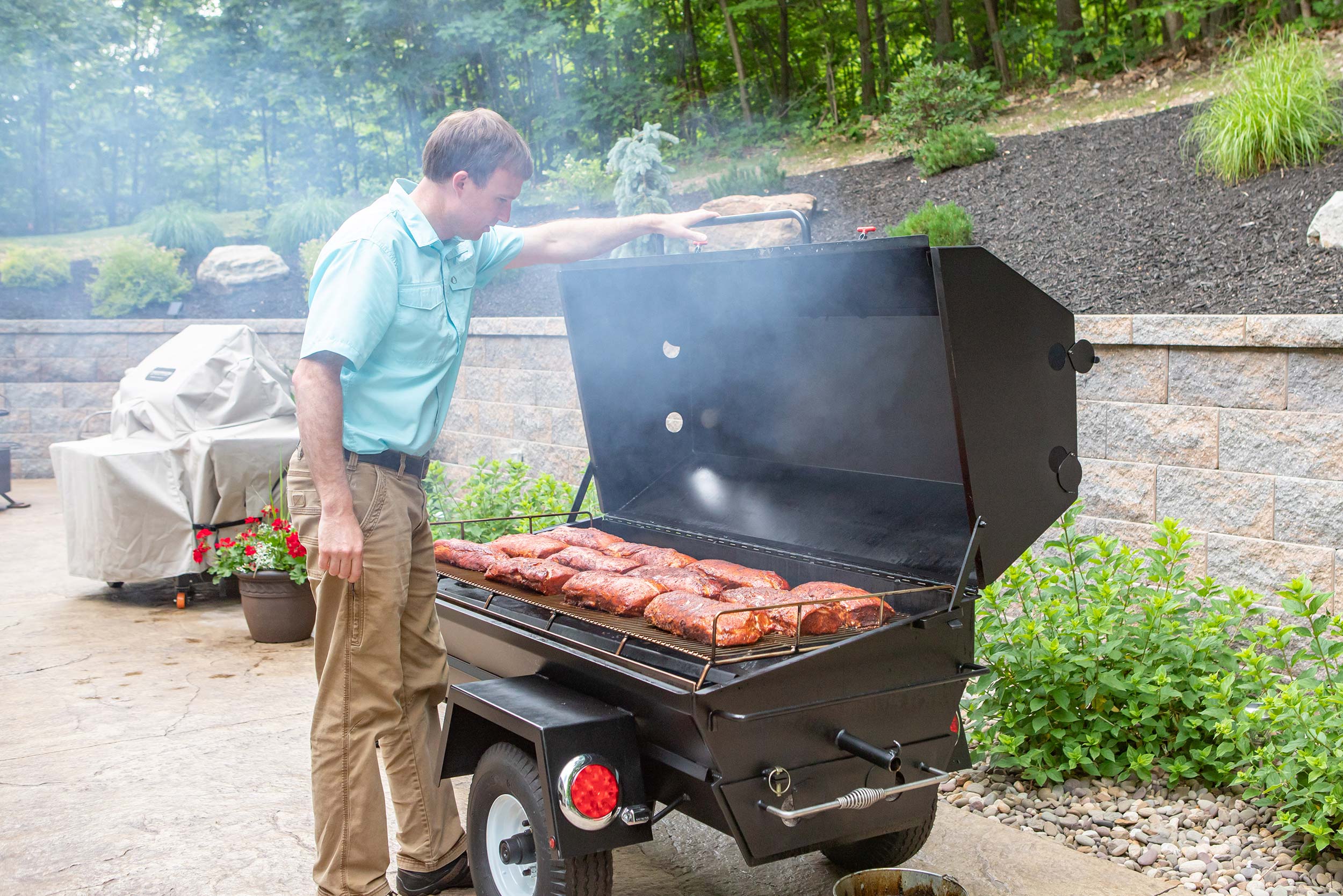 How To Smoke Meat - [The Ultimate Guide] - David's BBQ & Catering