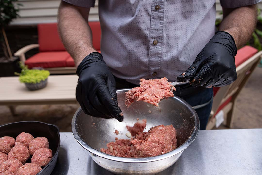 Measuring the Meatballs